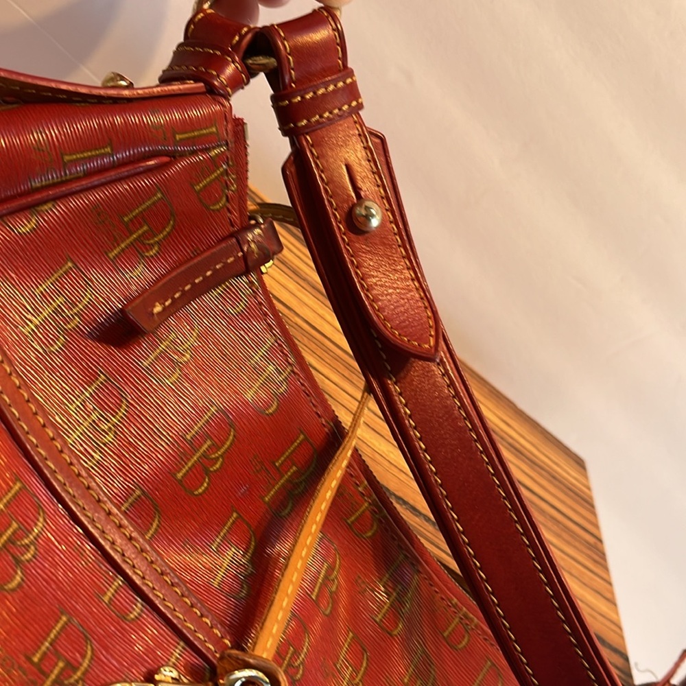 Dooney & Bourke Limited Edition 1975 Red /Burgundy Dillen Belvedere Hobo Bag - Picture 13 of 13